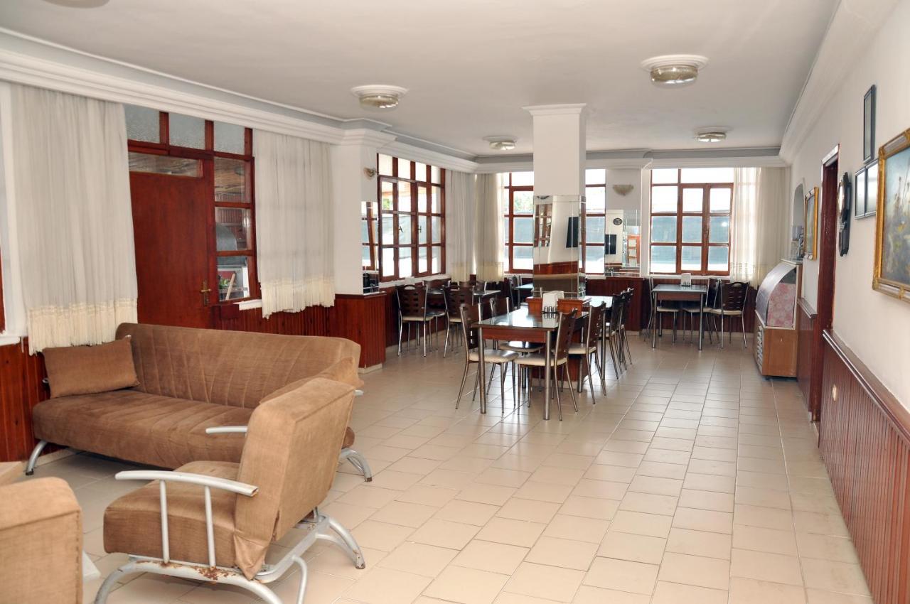 Cemre Otel Анталия Екстериор снимка