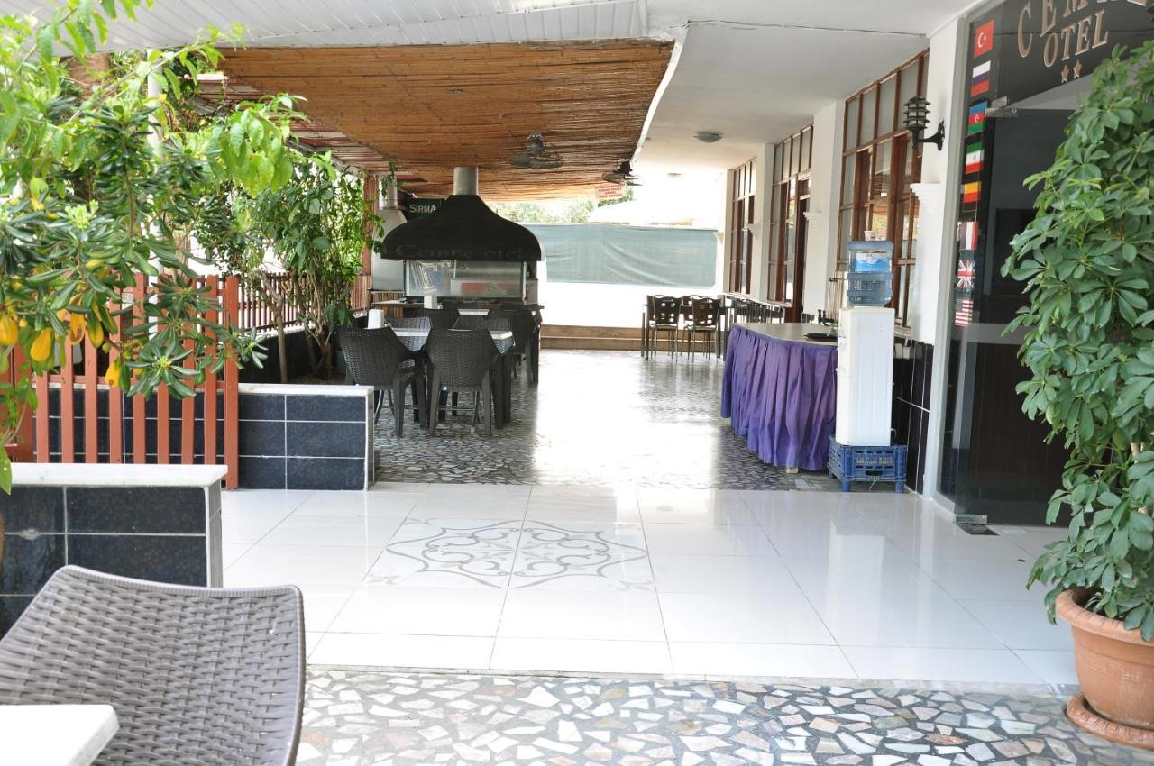 Cemre Otel Анталия Екстериор снимка