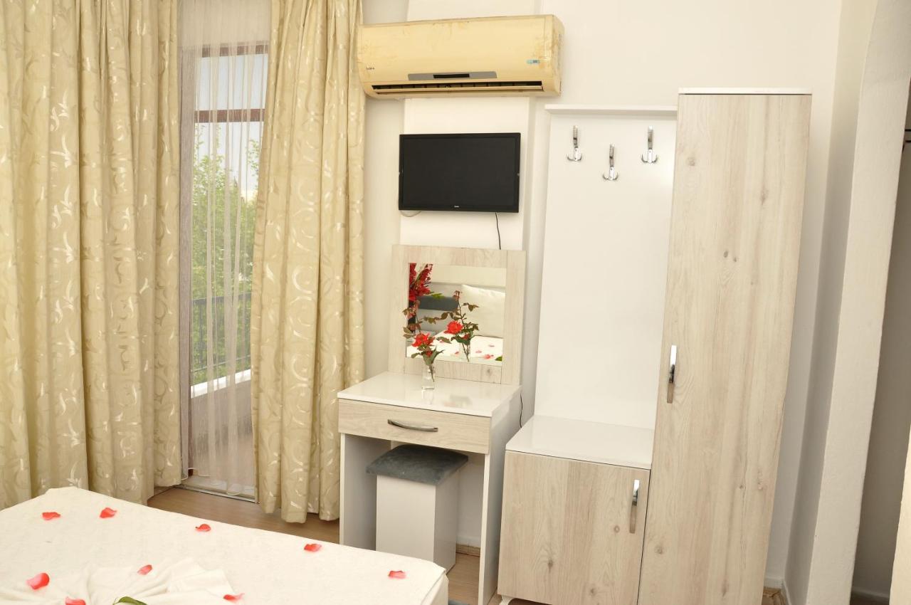 Cemre Otel Анталия Екстериор снимка