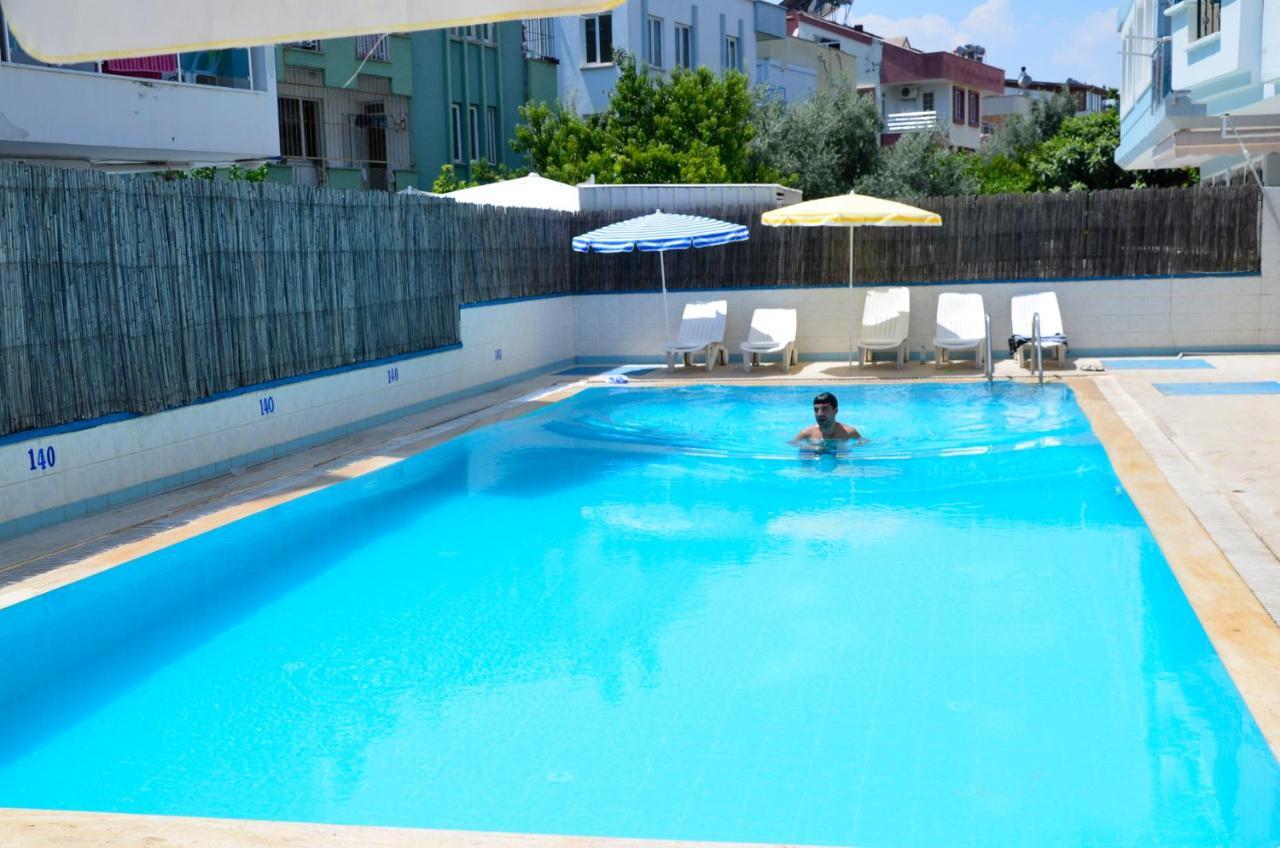 Cemre Otel Анталия Екстериор снимка