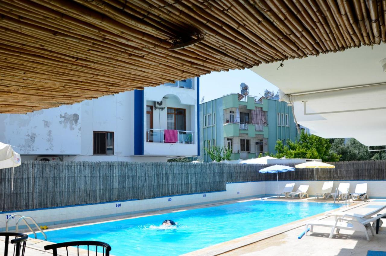 Cemre Otel Анталия Екстериор снимка